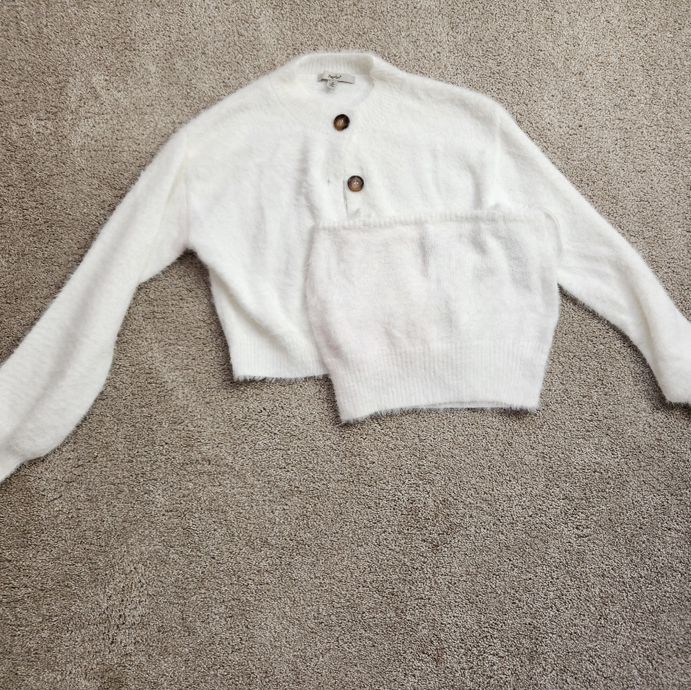 Cardigan and undershirts